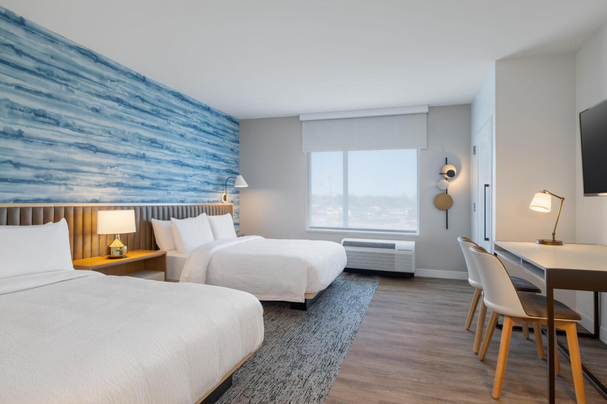 Towneplace Suites By Marriott Geneva At Spire Academy 外观 照片