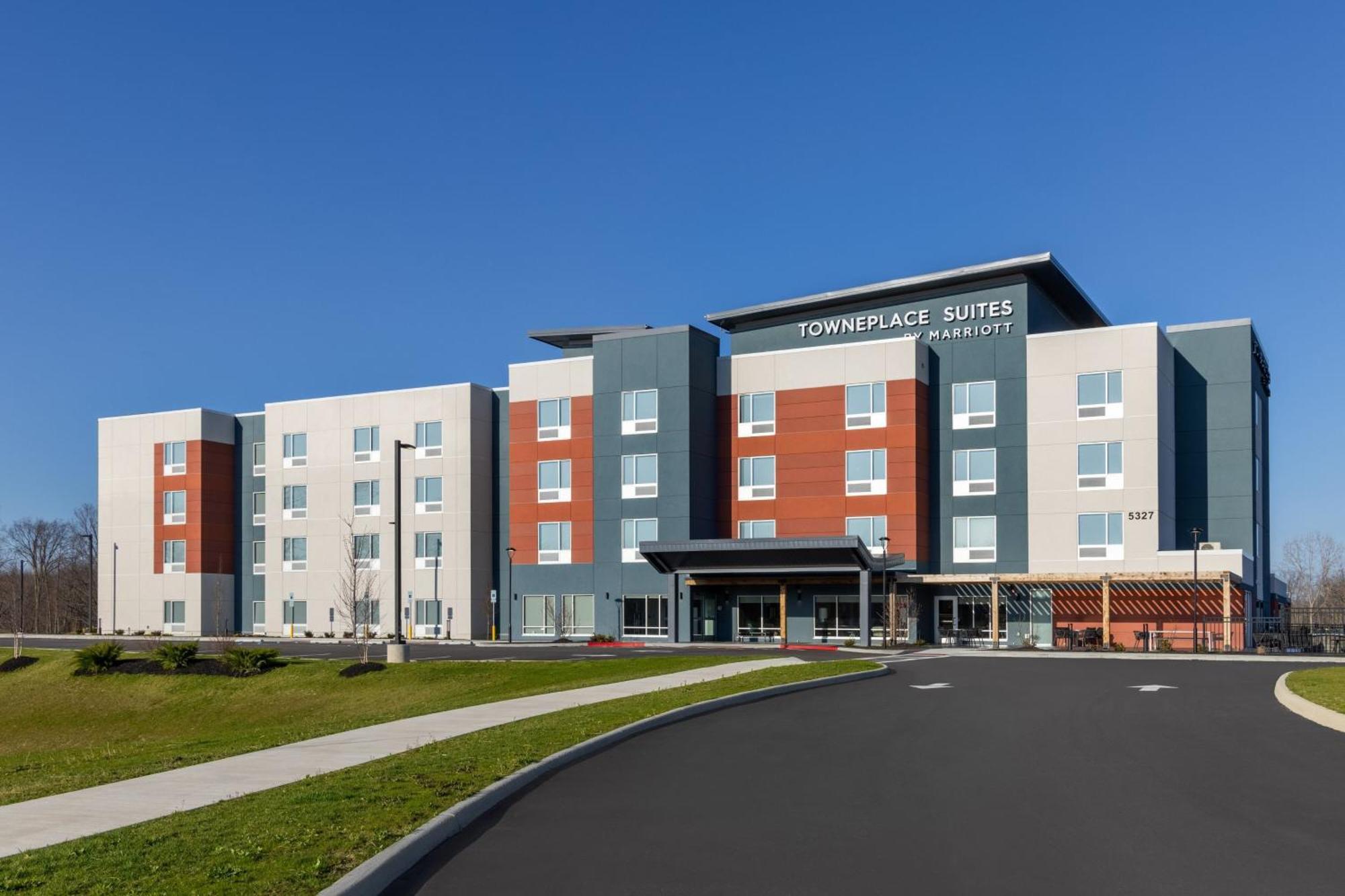 Towneplace Suites By Marriott Geneva At Spire Academy 外观 照片
